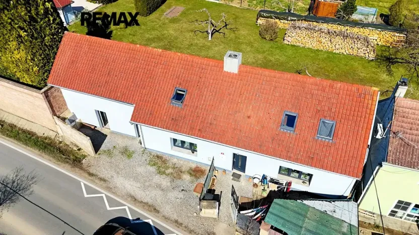 Pronájem atypického bytu, Drahelčice, V Brance, 164 m2