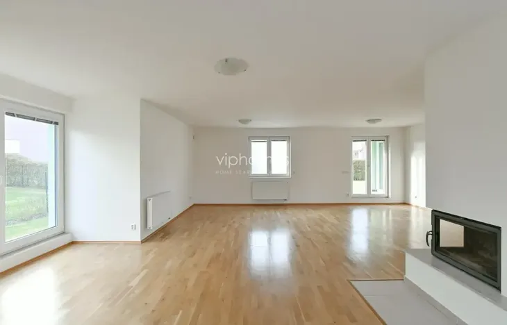 Pronájem vily, Průhonice, Pod Valem II., 285 m2