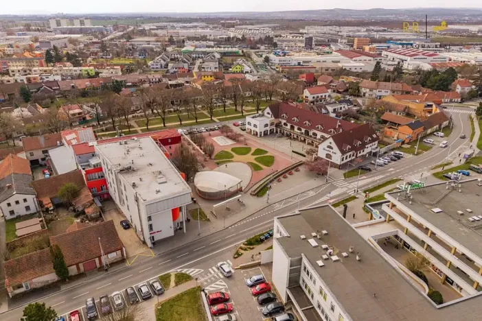 Pronájem bytu 2+kk, Brno, Zlínská, 55 m2