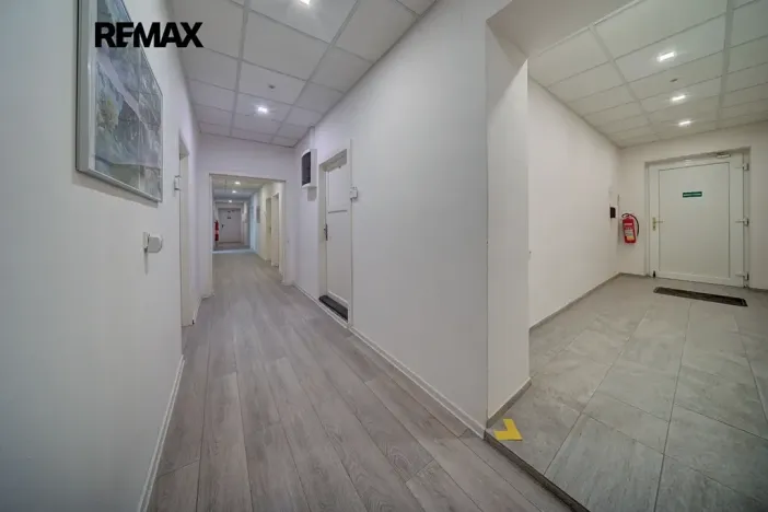 Pronájem kanceláře, Chlumec nad Cidlinou, Rooseveltova, 17 m2