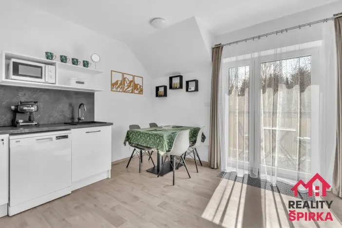 Prodej bytu 2+kk, Červená Voda - Mlýnický Dvůr, 45 m2