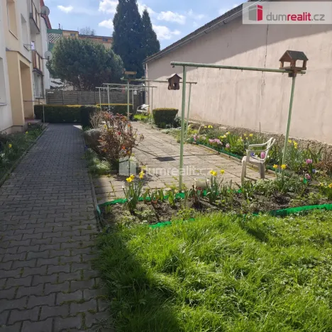 Pronájem bytu 2+1, Děčín - Děčín III-Staré Město, Kladenská, 58 m2