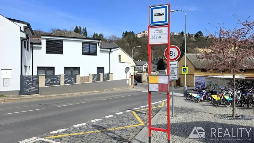 Prodej bytu 3+kk, Praha - Hlubočepy, Pod Žvahovem, 88 m2