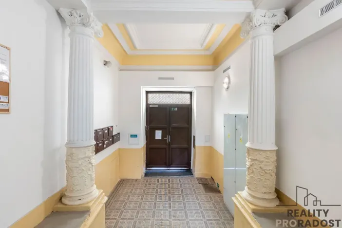 Pronájem bytu 2+kk, Praha - Žižkov, Víta Nejedlého, 43 m2