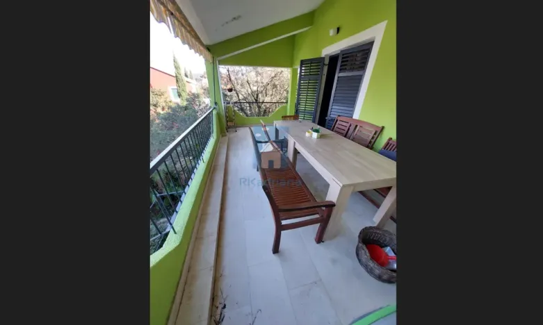 Prodej rodinného domu, Okrug Gornji,Chorvatsko, 200 m2