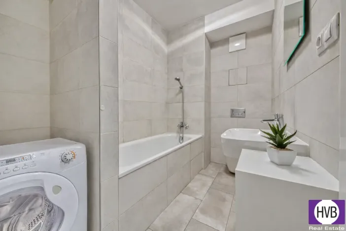 Pronájem bytu 1+kk, Praha, Jurkovičova, 47 m2