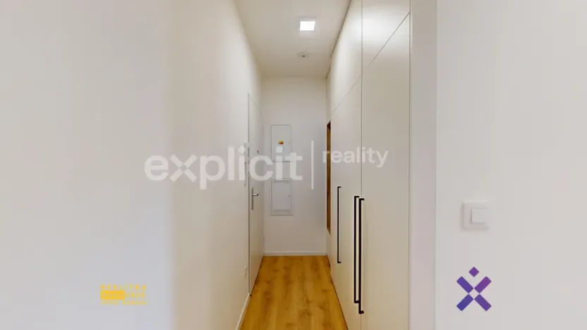 Pronájem bytu 2+kk, Zlín, Tyršovo nábřeží, 52 m2