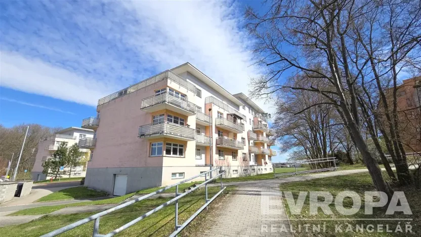 Pronájem bytu 1+kk, Pardubice - Studánka, Pod Studánkou, 32 m2