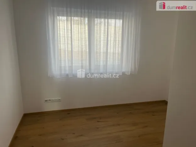 Pronájem rodinného domu, Dolní Bousov, 100 m2