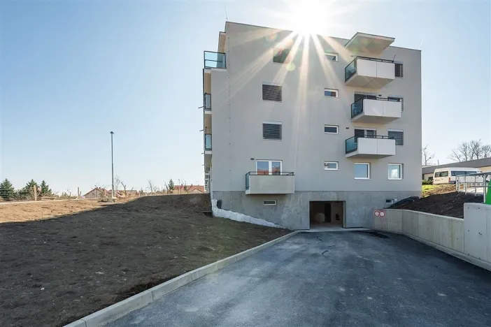 Prodej bytu 2+kk, Hustopeče, Alejní, 57 m2