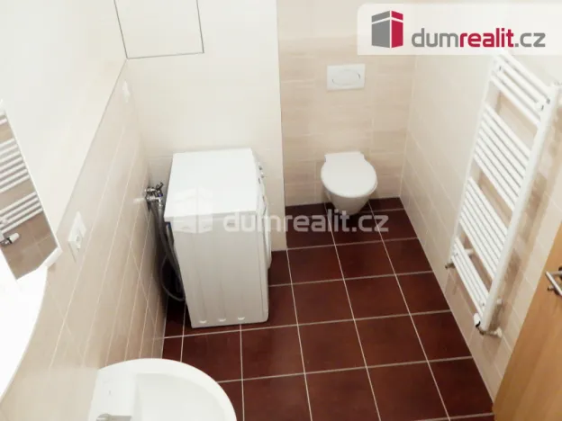 Pronájem bytu 1+kk, Praha - Čakovice, Bermanova, 37 m2