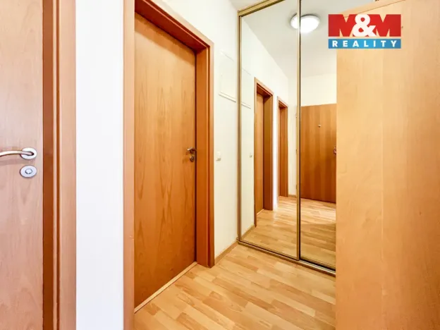 Pronájem bytu 1+kk, Praha - Zbraslav, Karla Černého, 31 m2