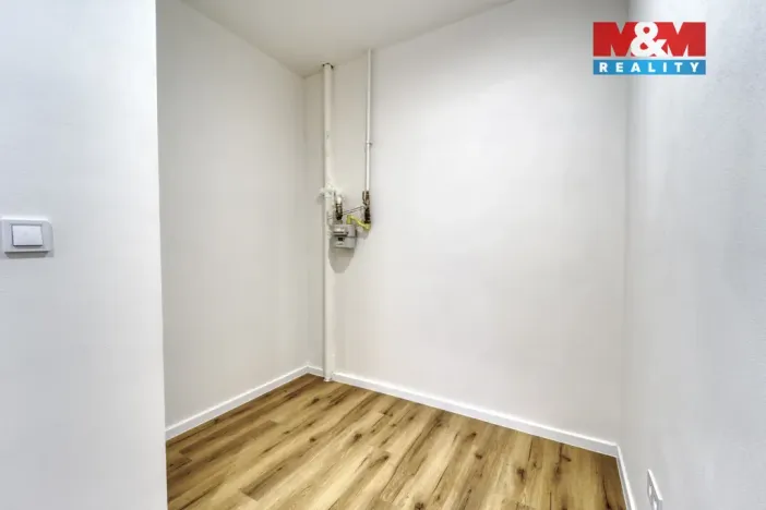 Pronájem bytu 2+kk, Plzeň - Jižní Předměstí, Klatovská třída, 68 m2