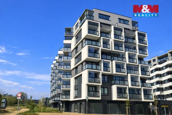 Pronájem bytu 2+kk, Praha, Lovosická, 57 m2