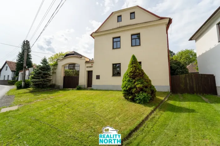 Prodej rodinného domu, Kanina, 386 m2