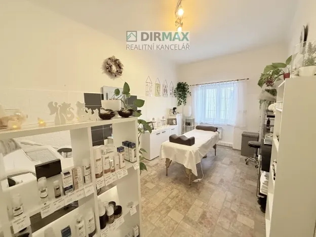 Pronájem obchodního prostoru, Plzeň, Slovanská, 18 m2