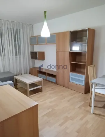 Pronájem bytu 2+kk, Praha, Bazovského, 45 m2