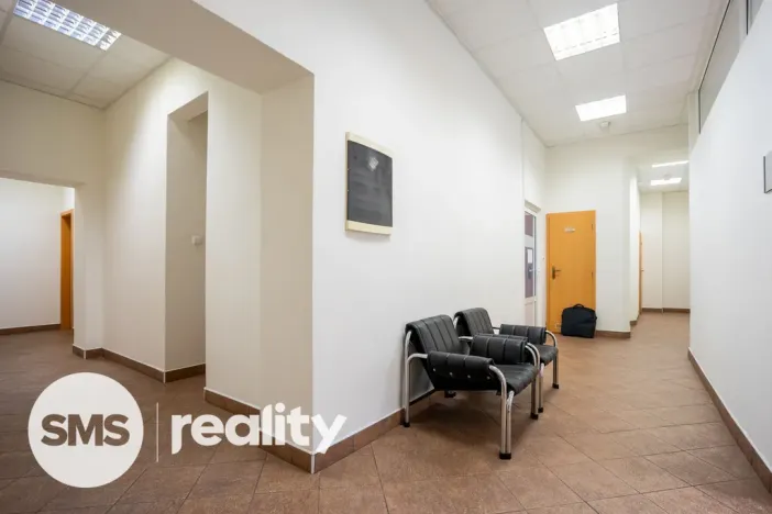 Pronájem kanceláře, Krnov, Revoluční, 36 m2