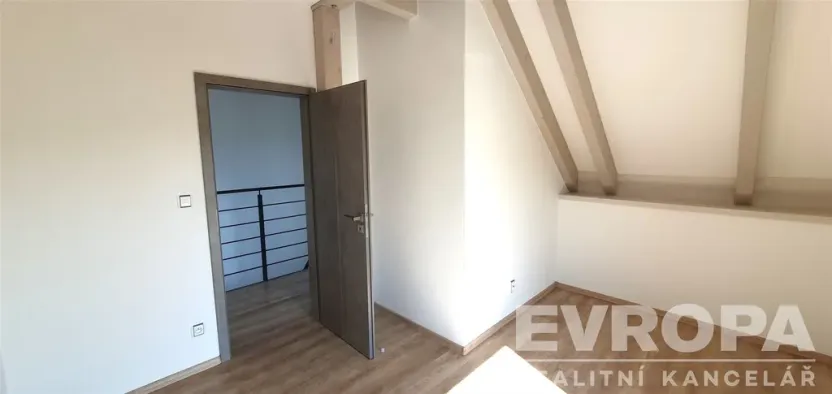 Pronájem rodinného domu, Vrchlabí, Mramorová, 79 m2