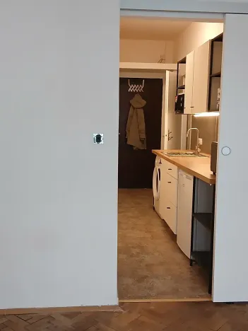 Pronájem bytu 1+kk, Praha - Vinohrady, Vinohradská, 33 m2