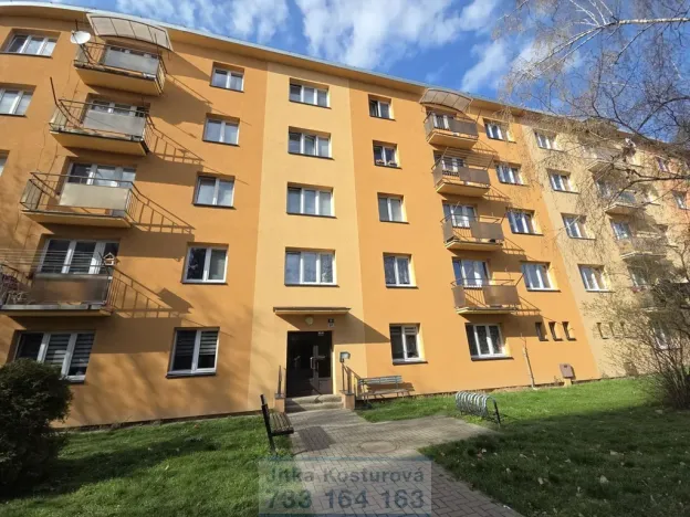 Prodej bytu 2+1, Krnov - Pod Bezručovým vrchem, Jiráskova, 55 m2