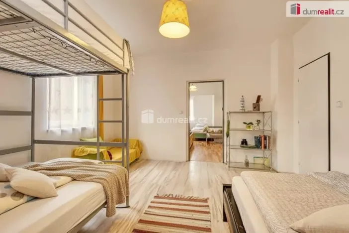 Prodej rodinného domu, Velichov, 300 m2