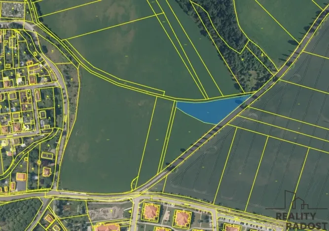 Prodej pole, Holubice, 3374 m2