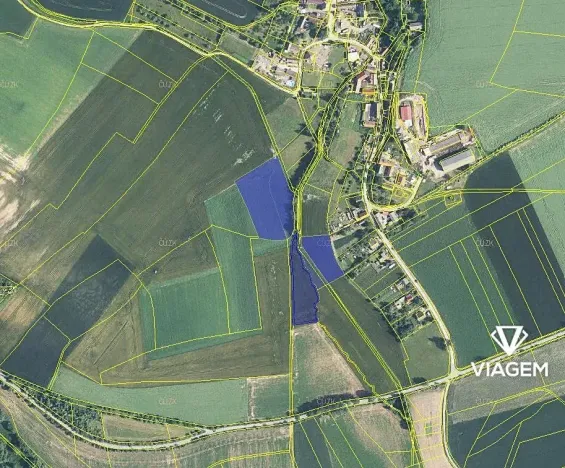 Prodej podílu pole, Zaloňov, 616 m2