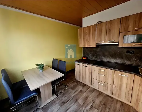 Pronájem bytu 3+1, Kraslice, Pod nádražím, 72 m2