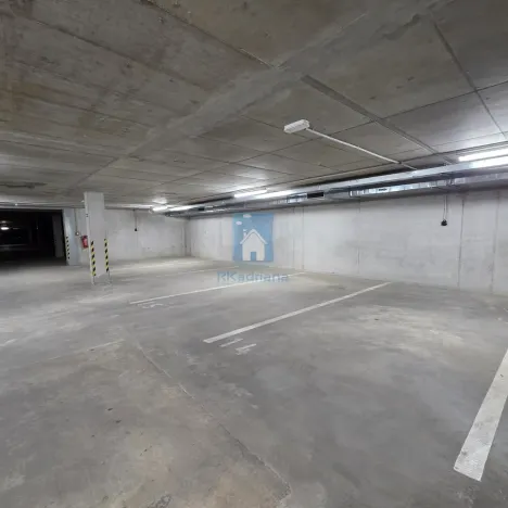 Pronájem garážového stání, Plzeň, Rejskova, 15 m2