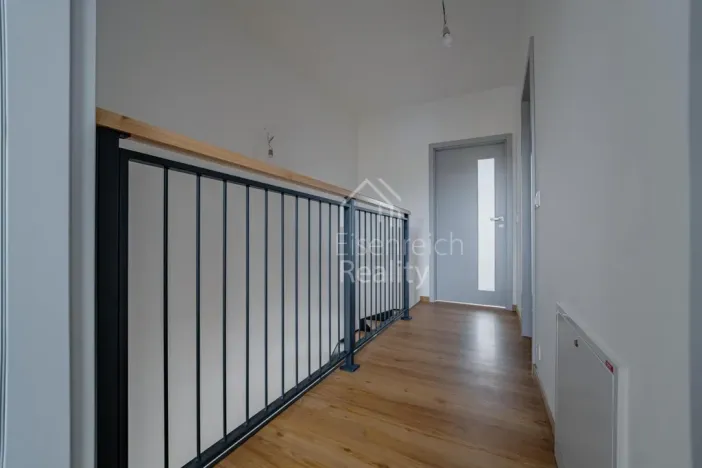 Prodej bytu 3+kk, Hradec Králové - Slatina, Pod Spáleníkem, 84 m2