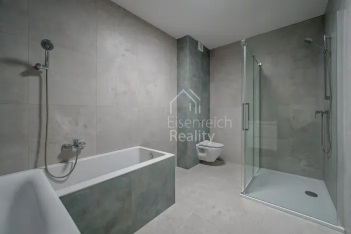 Prodej bytu 3+kk, Hradec Králové - Slatina, Pod Spáleníkem, 84 m2