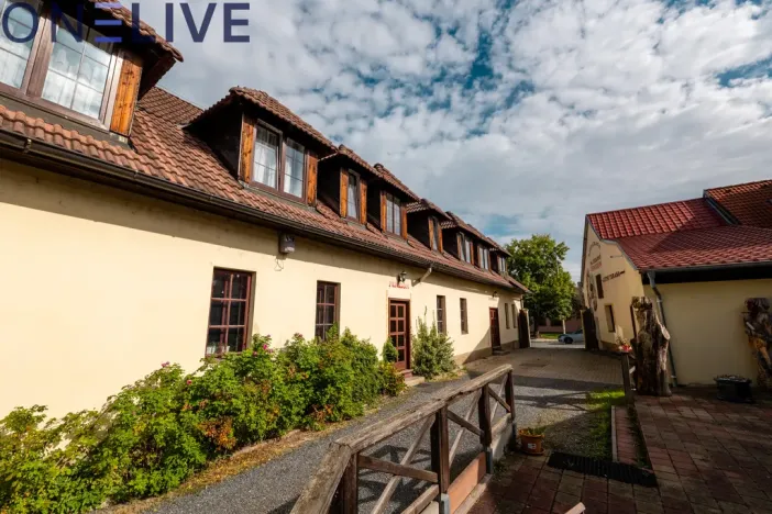 Prodej ubytování, Starý Plzenec, Masarykovo náměstí, 480 m2
