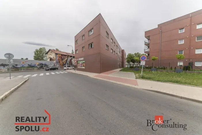 Pronájem bytu 1+kk, Praha - Modřany, K Vystrkovu, 36 m2