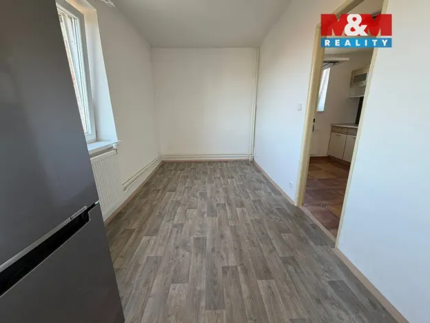 Pronájem bytu 3+1, Veltěže, Perucká, 68 m2