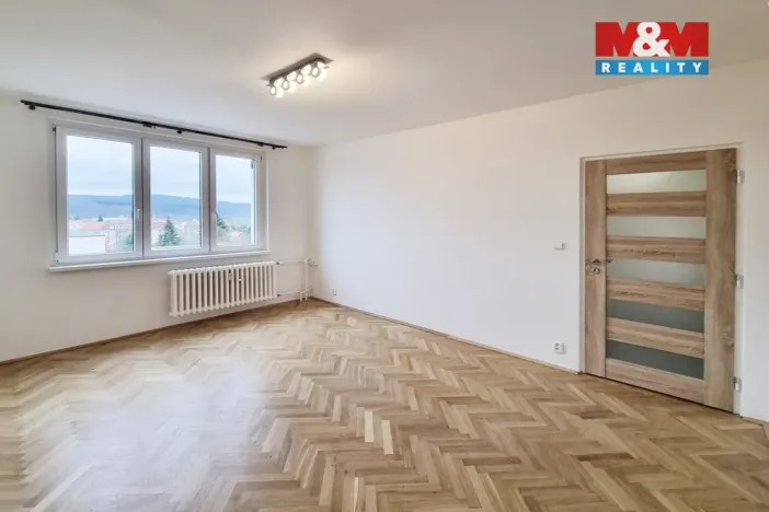 Pronájem bytu 2+1, Karlovy Vary - Stará Role, Fibichova, 54 m2