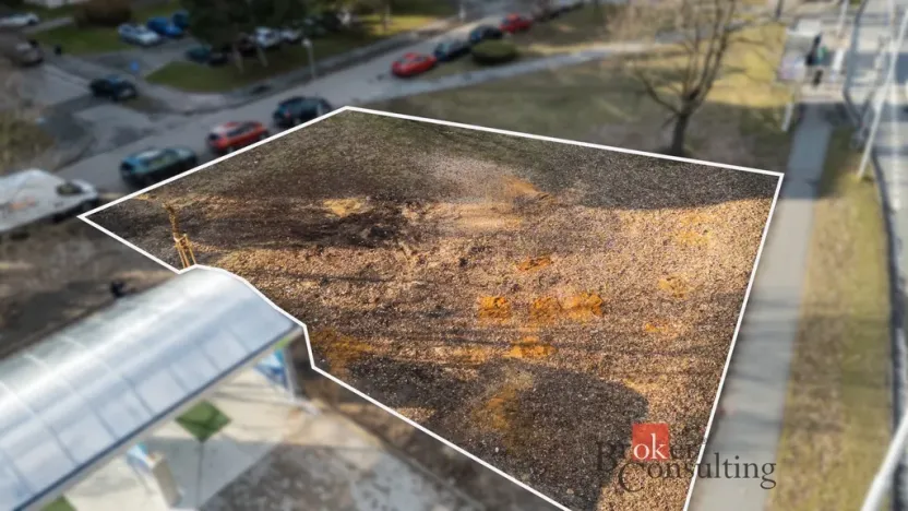 Pronájem komerčního pozemku, Hradec Králové, 542 m2