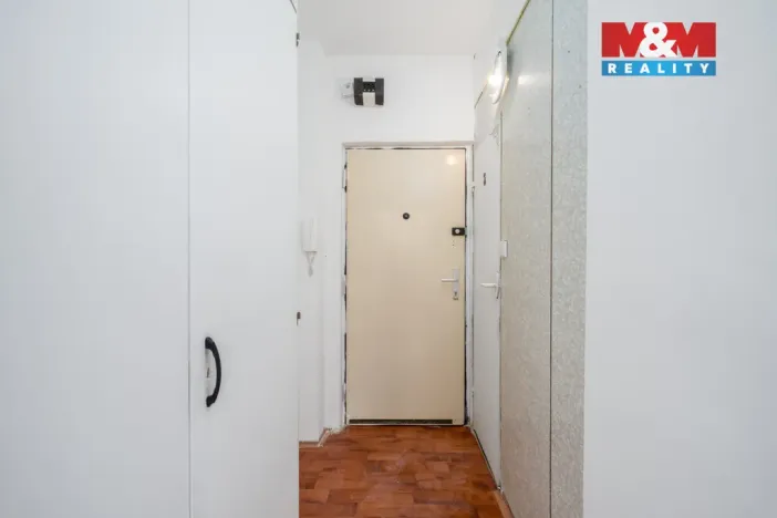 Prodej bytu 1+1, Teplice - Řetenice, Bratislavská, 40 m2