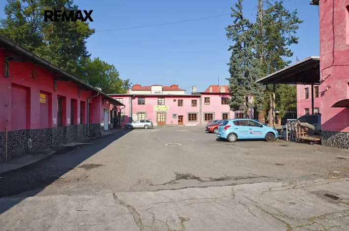 Pronájem obchodního prostoru, Frýdek-Místek, Třebízského, 220 m2