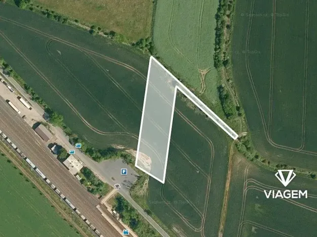 Prodej podílu pole, Vinařice, 1674 m2