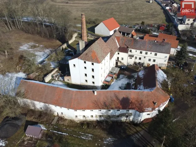 Prodej činžovního domu, Královice, 6674 m2