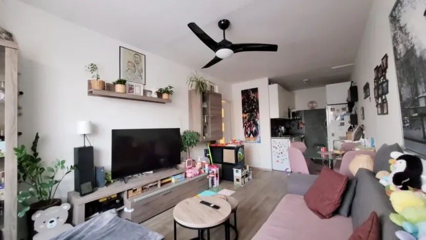 Pronájem bytu 2+kk, Praha - Hostivař, Kozmíkova, 46 m2