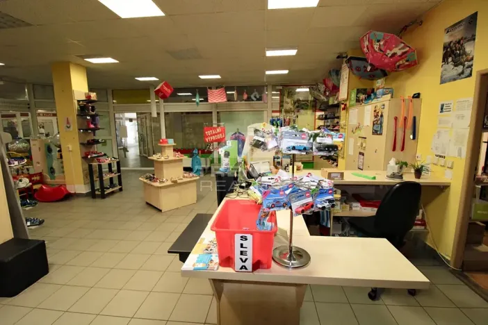 Pronájem obchodního prostoru, Plzeň, Gerská, 98 m2