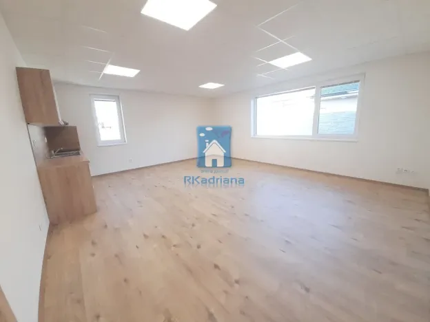 Pronájem bytu 2+kk, Plzeň, Tisová, 67 m2