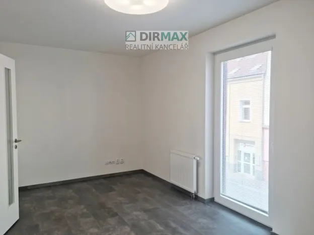Pronájem bytu 2+kk, Plzeň, Radyňská, 62 m2