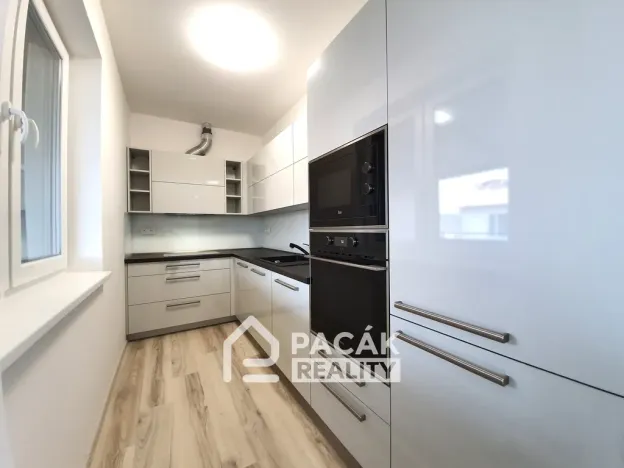 Pronájem bytu 2+kk, Olomouc, Matěje z Janova, 60 m2