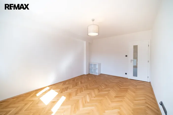 Pronájem bytu 2+1, Praha - Strašnice, Mrštíkova, 67 m2