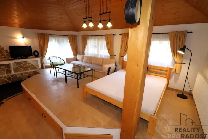 Pronájem bytu 1+kk, Želešice, 24. dubna, 77 m2