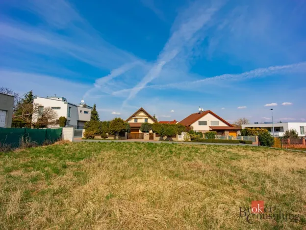 Prodej pozemku pro bydlení, Praha - Ďáblice, Zářijová, 688 m2