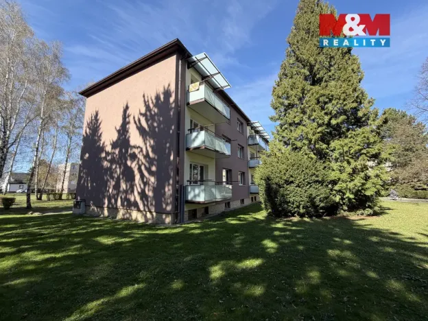 Prodej bytu 3+1, Uhlířské Janovice, 1. máje, 70 m2